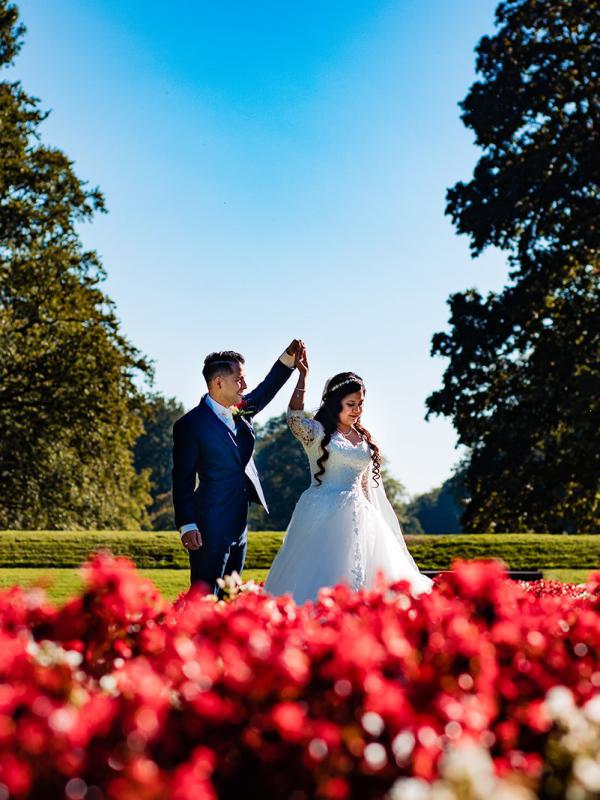 Nederlandse bruiloft in Kasteel de Haar – Romantische trouwreportage